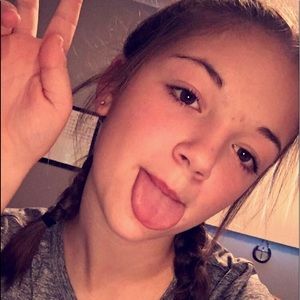 Meet your Posher, Alie